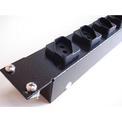 Calha 6 Tomadas Preto - Padrão Novo