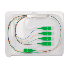 Splitter �ptico 1x4 com conector SC/APC Balanceado XFS 142 INTELBRAS