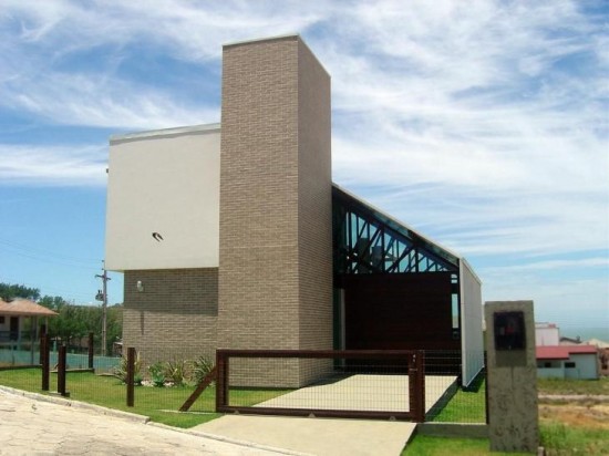 Portão Estilo campestre, com madeira e arame