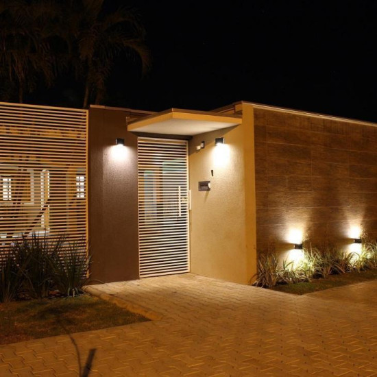 Portão Com gradil na horizontal