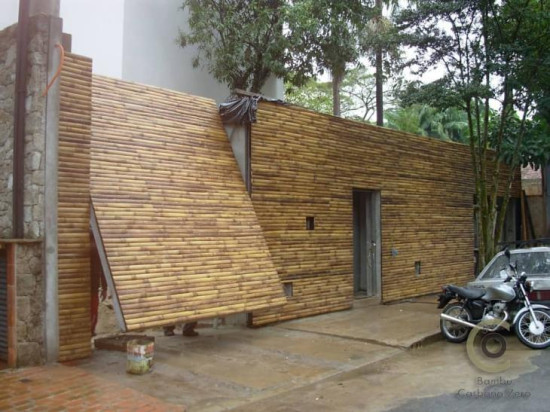 Portão E por que não bambu?
